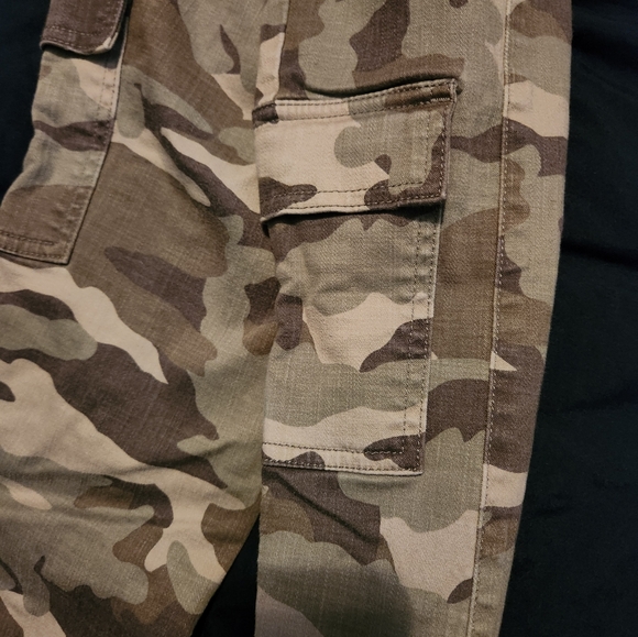 J. Crew cargo pants - Picture 6 of 8